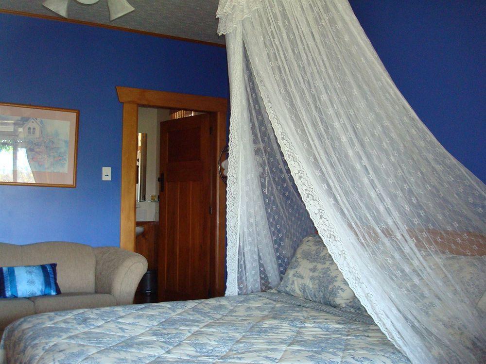 Renwick Olde Mill House B&B & Bike2Wine Cycle Hire المظهر الخارجي الصورة