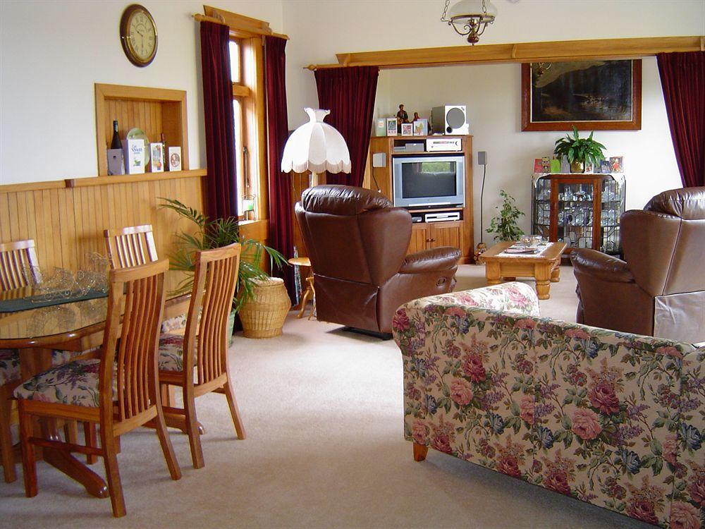 Renwick Olde Mill House B&B & Bike2Wine Cycle Hire المظهر الخارجي الصورة