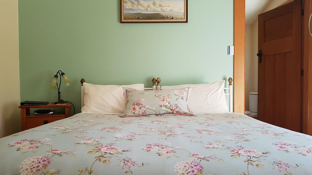 Renwick Olde Mill House B&B & Bike2Wine Cycle Hire المظهر الخارجي الصورة