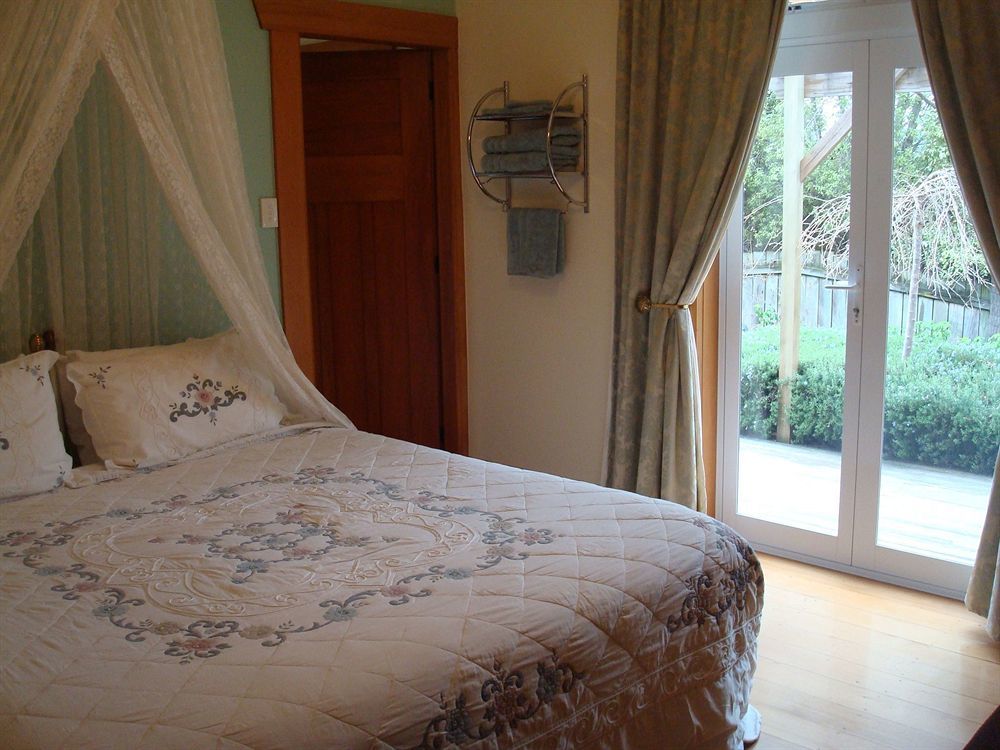 Renwick Olde Mill House B&B & Bike2Wine Cycle Hire المظهر الخارجي الصورة