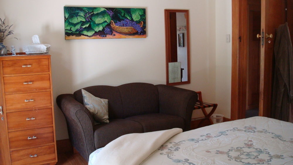Renwick Olde Mill House B&B & Bike2Wine Cycle Hire المظهر الخارجي الصورة