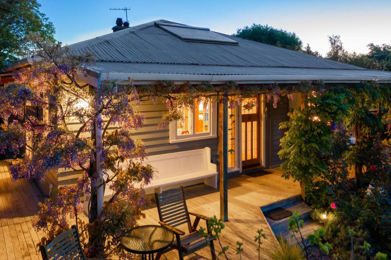 Renwick Olde Mill House B&B & Bike2Wine Cycle Hire المظهر الخارجي الصورة